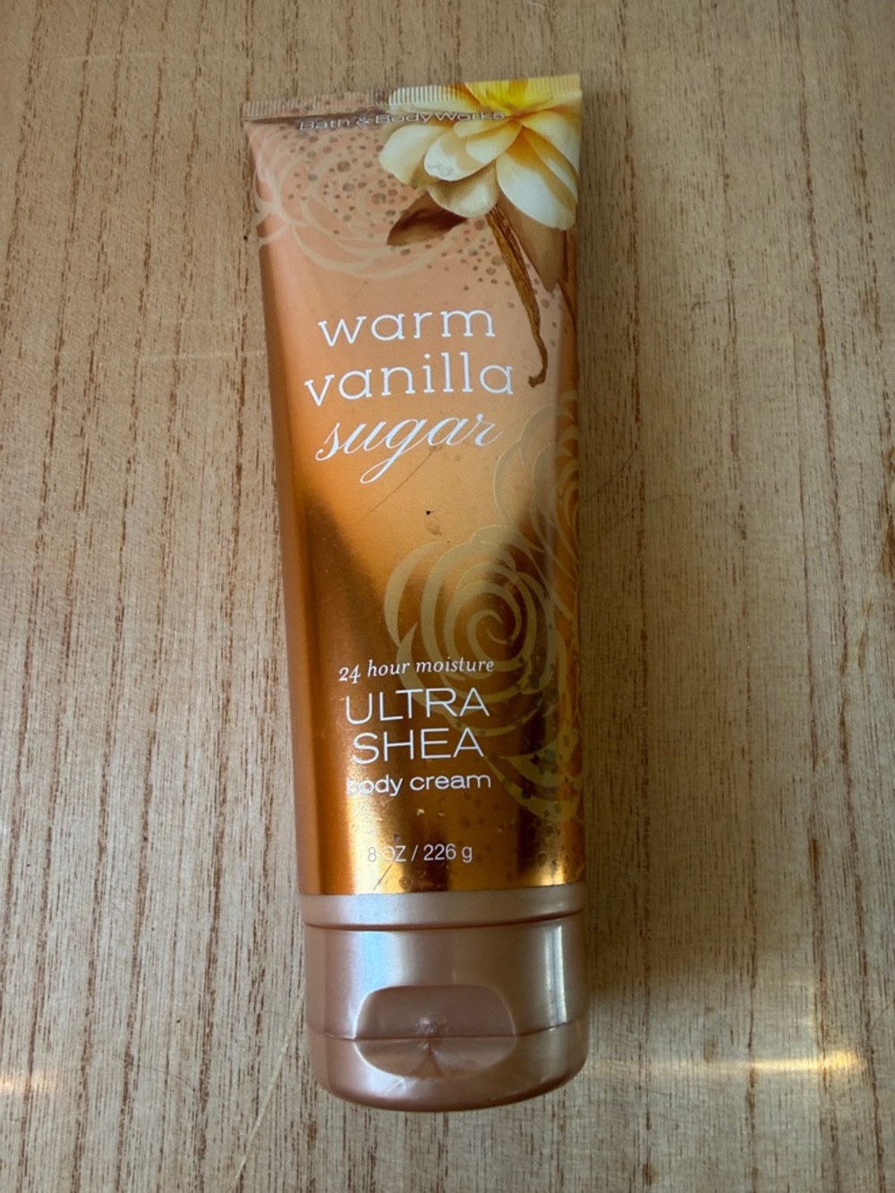 Bath & Body Works Warm Vanilla Sugar Ultra Shea Body Cream - Gold & Cream